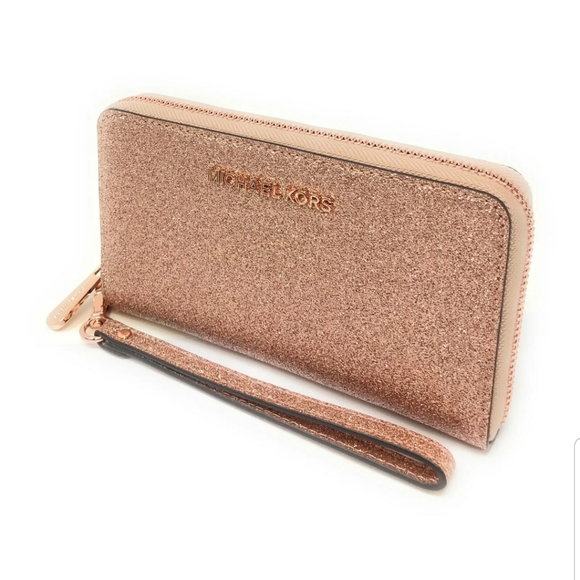 ⚠️LAST ONE⚠️Michael Kors Giftables Wristlet Wallet - Picture 2 of 5